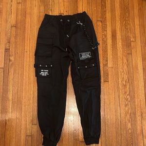 Maniere De Voir CARGO PANTS WITH CHAIN